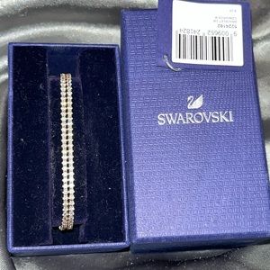 SWAROVSKI - Subtle bracelet
White, Rose gold-tone plated